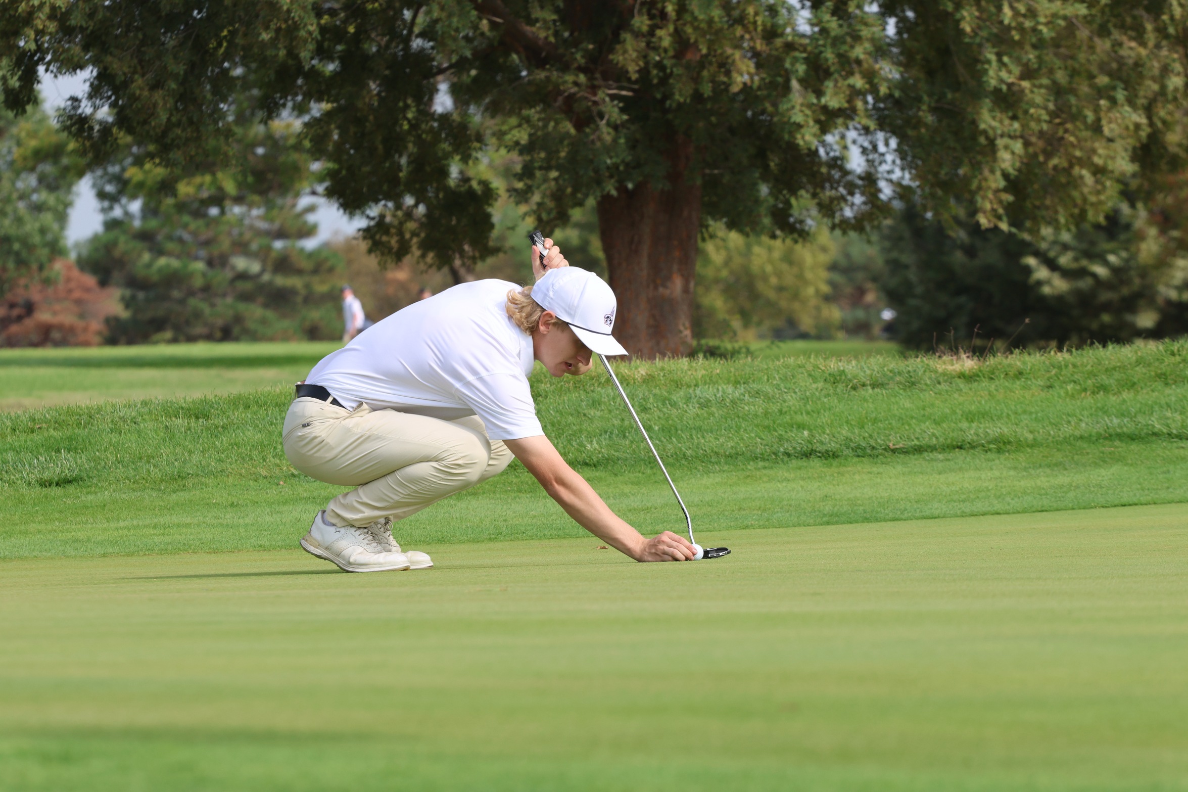 Tajet leads Warriors to a first place finish in Bethel Invitational
