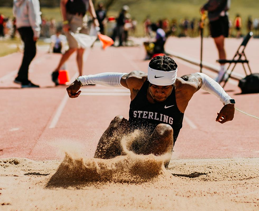 Warriors have an explosive start to outdoor season